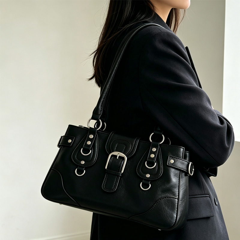 Women Bags 2026 Trends - 2026년 신상 Y2K 쿨 리벳 핸드백