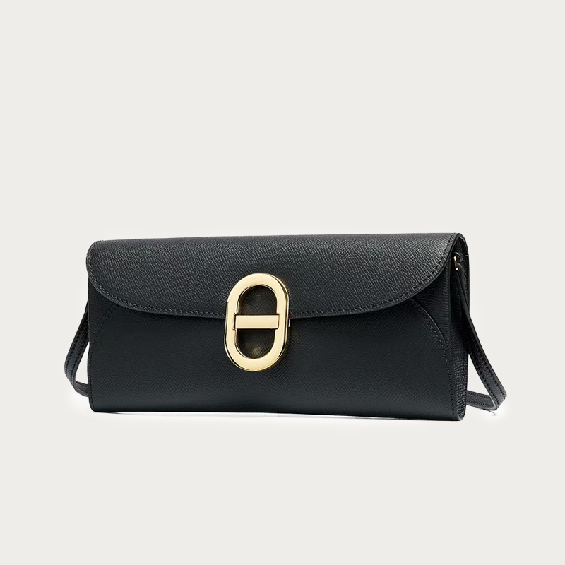 천연 가죽 소재의 돼지 코 모양 디자인이 돋보이는 여성 - Women Bags On Sale 리뷰 및 가격